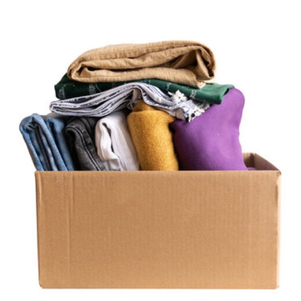 Size M Closet Clearout Box 1
